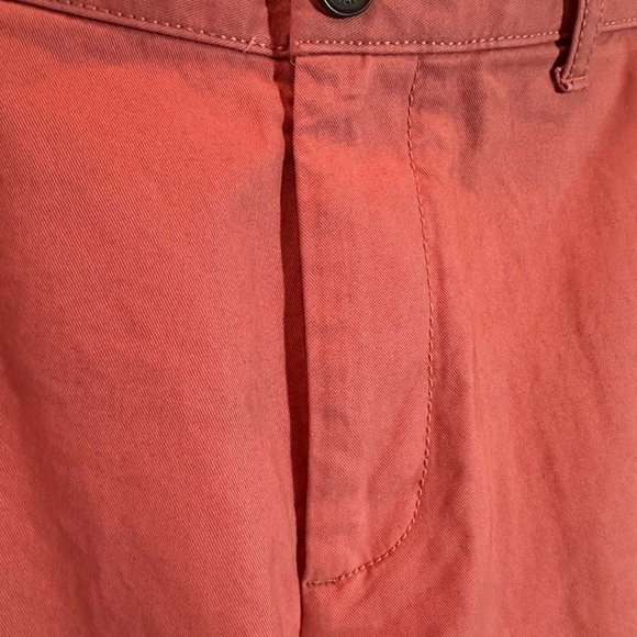 Tommy Hilfiger Men's Salmon Classic Fit Chino Long Pants Size 36X34 - Picture 3 of 6